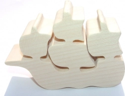 Fauna wooden boat natural