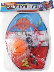 Basketbalring met bal voor aan de deur