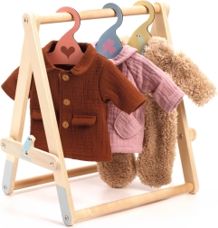 Porte-manteaux avec cintres pour poupée Djeco