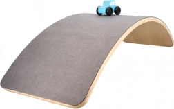 Balansbord met vilt, autootje en weg