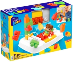 Spieltisch mit Bausteinen