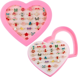 Kids’ set of adjustable rings in a heart-shaped case – 36 pcs