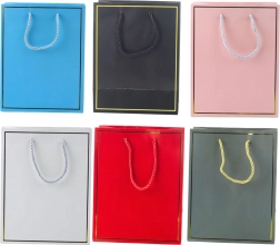 Gift bag with gold frame 23 × 18 × 10 cm