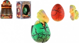 Dragon qui éclot dans un œuf