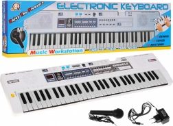 Witte kindersetje met toetsenbord, microfoon, opname en stereoluidsprekers