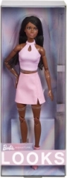 Barbie Looks Pop in Roze Outfit met Vlechtjes