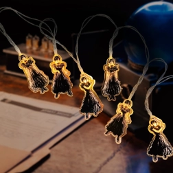 Wednesday lichtslinger op batterijen 130 cm