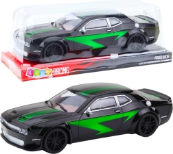 Sportwagen mit schwarzem Antrieb und grünen Linien