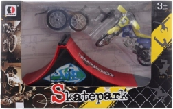 Rijbaan met motor voor kinderen