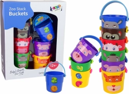 Gekleurde emmers met dieren piramide