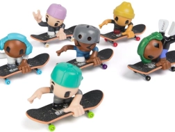 Tech Deck Sk8 Crew fingerboard met figuurtje