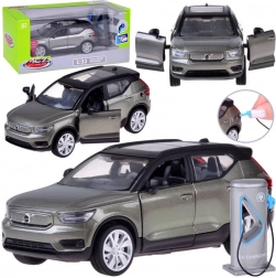 Metalen model van elektrische crossover Volvo XC40 met licht- en geluidseffecten