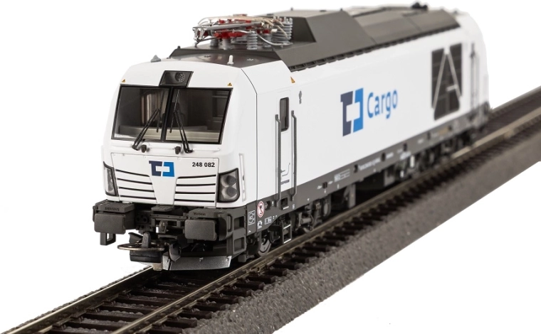 Sound and lighting functions in DCC