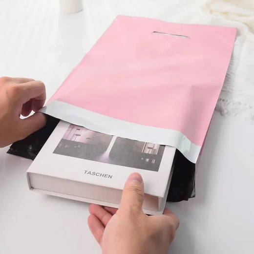 Fast and secure closure