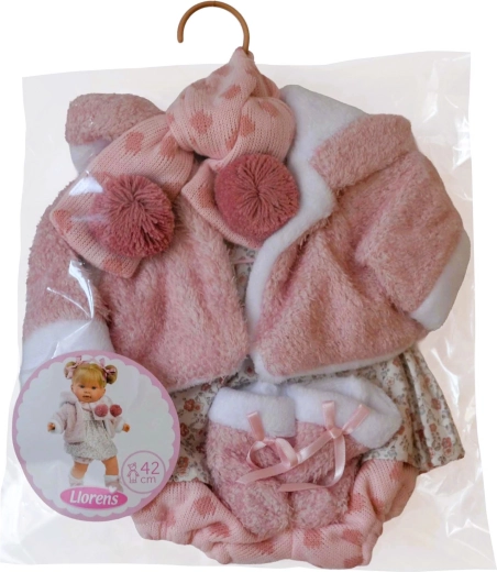 Manteau chaud et accessoires assortis