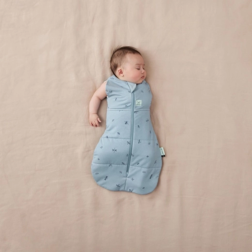 Easy transition from swaddle to sleep bag