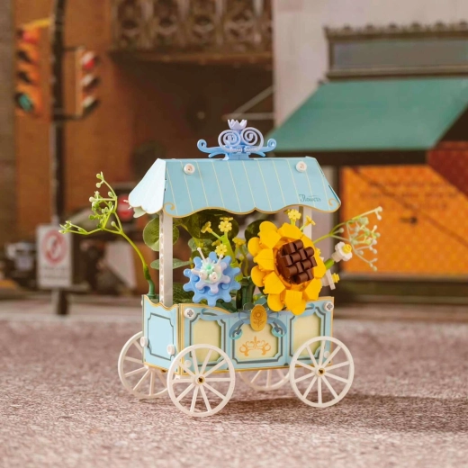 Printed details, no stickers