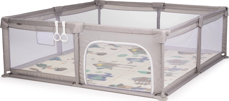 Grande surface de jeu et parois en maille respirante