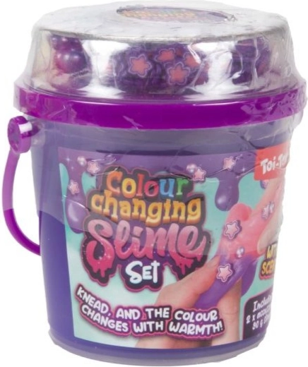 Practical bucket with a lid