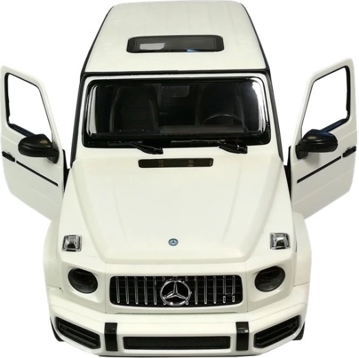 Lights and opening features for greater immersion