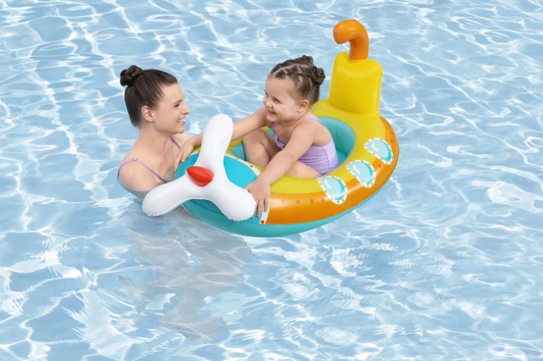 Comfortable inflatable floor