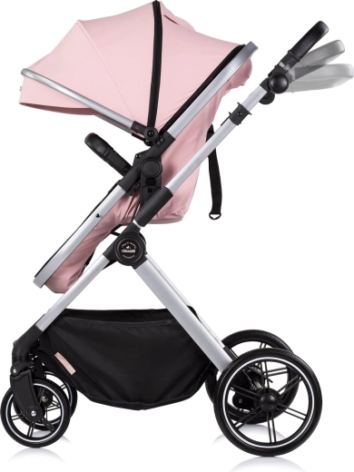 Smooth ride thanks to suspension and lockable wheels