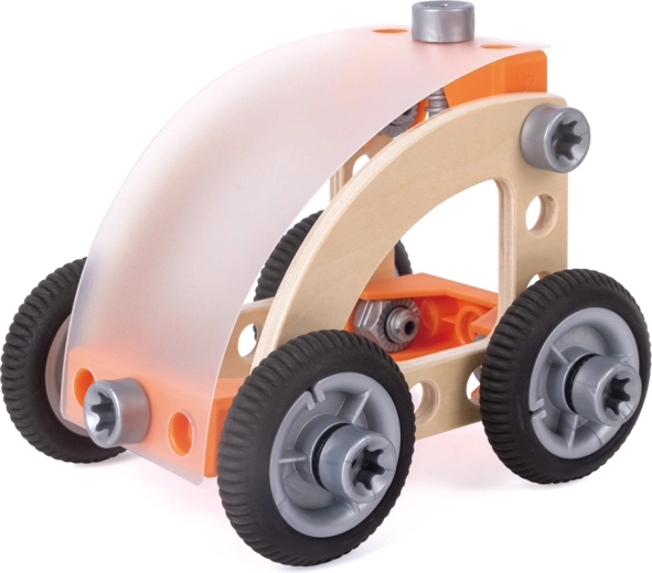 Build and drive – the wheels really spin