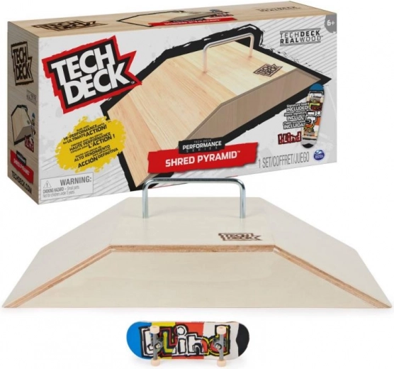 Wooden ramp with Tech Deck Shred Pyramid Set fingerboard