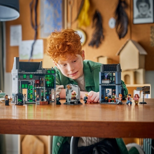 8 minifigurines et des heures de jeu