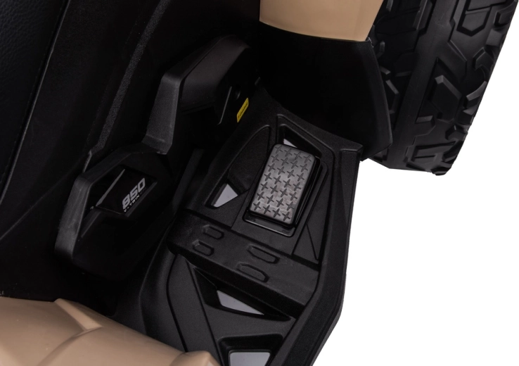 Intuitive throttle pedal control