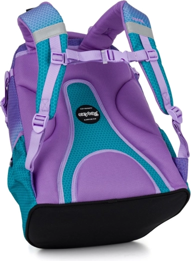 Ergonomic back and comfortable carrying