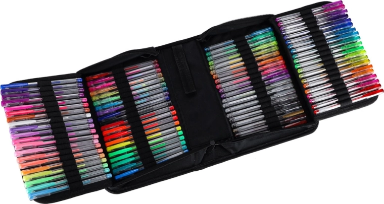 100 colors in an organized case