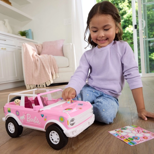 Space for two dolls and Bronco off-road design