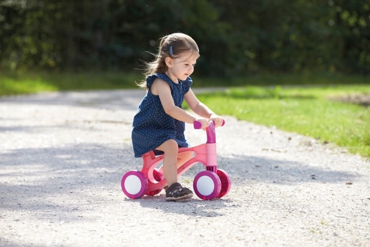 Apprentissage de l’équilibre sans pédales