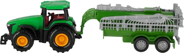 Action-packed ride thanks to pull-back drive