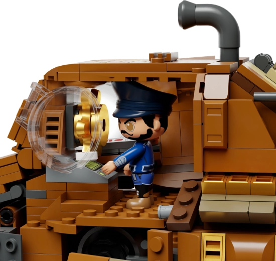 Moving propeller and mechanical details