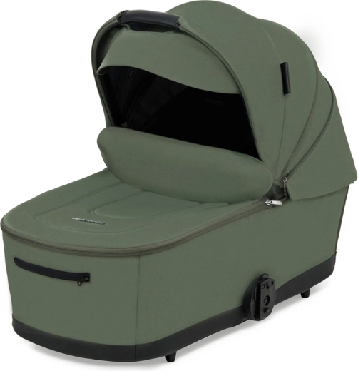 Carrycot for comfort from birth