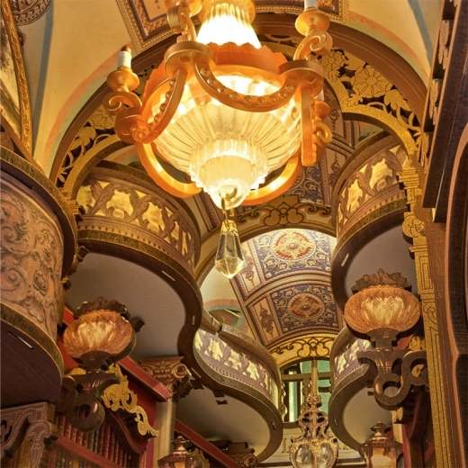 Bibliothèque de luxe en miniature