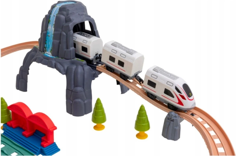 Multi-level track with tunnel and bridge