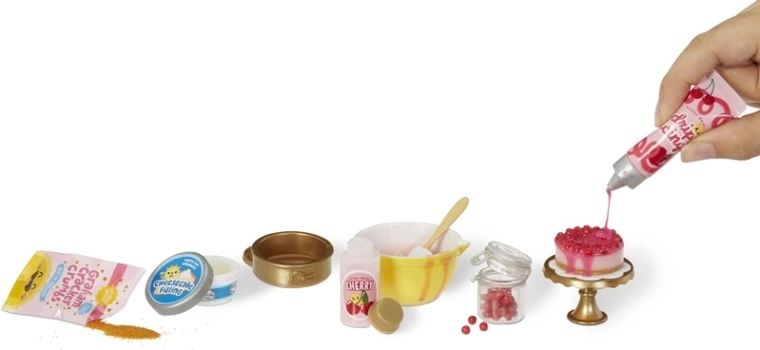 Recipe-based making: mix, decorate, assemble