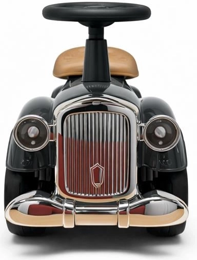 Safe steering wheel with horn