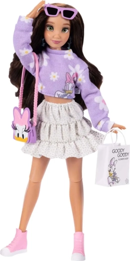 Trendy outfit inspired by DAISY DUCK