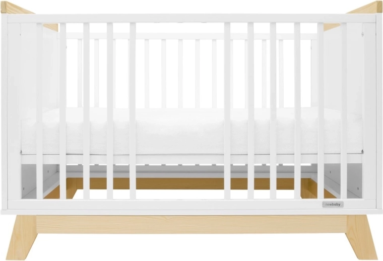 Meegroei-ledikant met 3 posities voor de lattenbodem