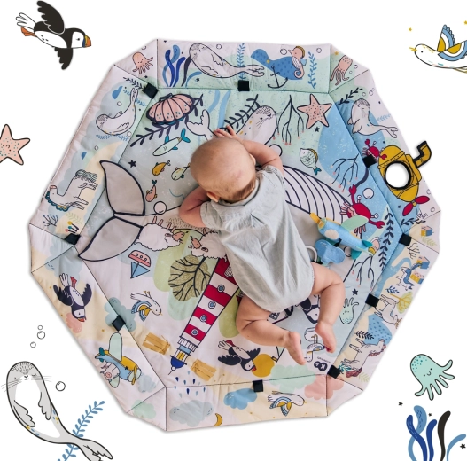 Fold-down edges and 20 balls for extra fun