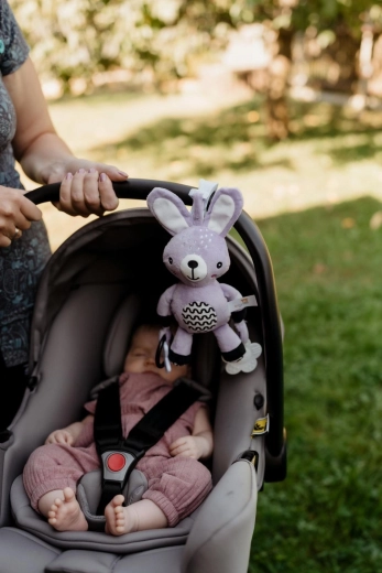 Easy to clip anywhere