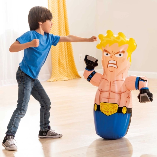 Fröhliches Boxen mit Selbstaufrichten