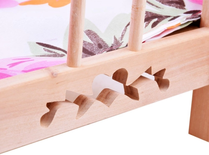 Natural wood and sturdy construction