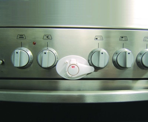 Drill‑free installation with heat‑resistant pads