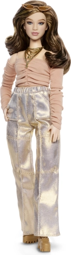 Capsule wardrobe in neutral colors