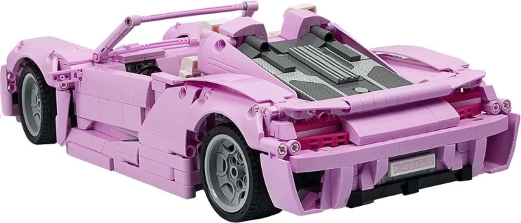 Gedetailleerde roze cabriolet met realistisch design